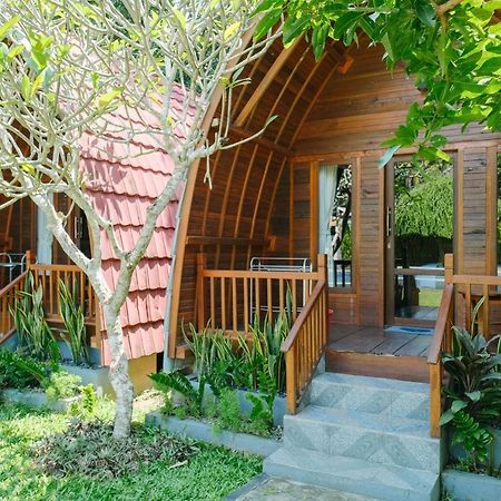 Adi Bungalow Nusa Penida Redpartner Ped Exterior photo