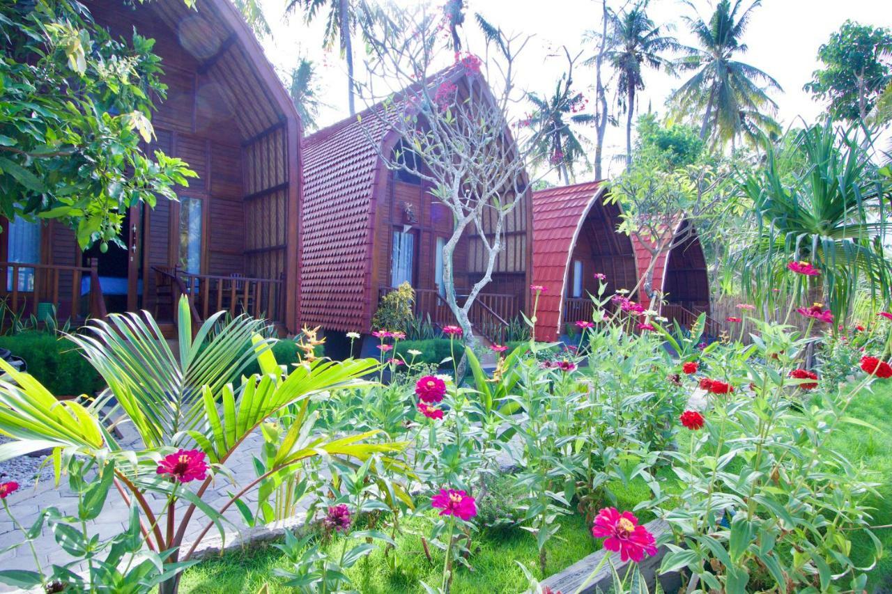 Adi Bungalow Nusa Penida Redpartner Ped Exterior photo