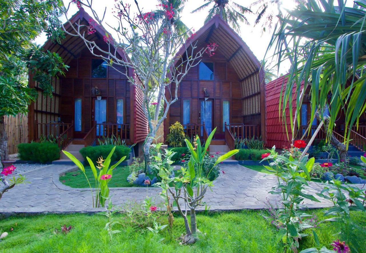 Adi Bungalow Nusa Penida Redpartner Ped Exterior photo